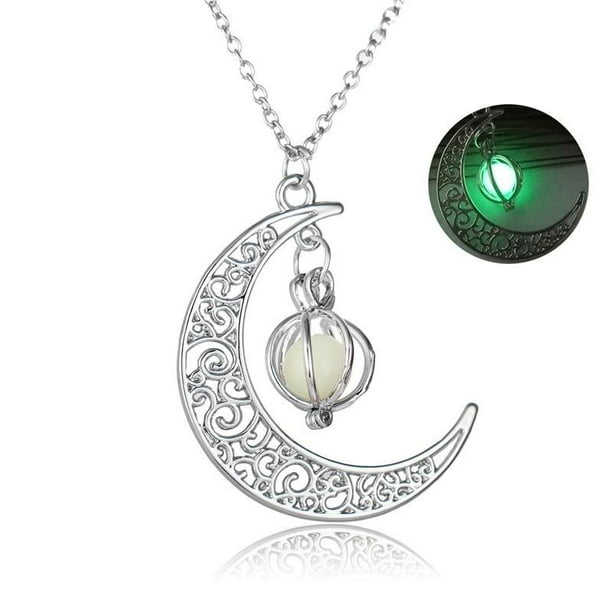 Hmmered Gold Tone And Green Hailf Moon shape Necklace Set